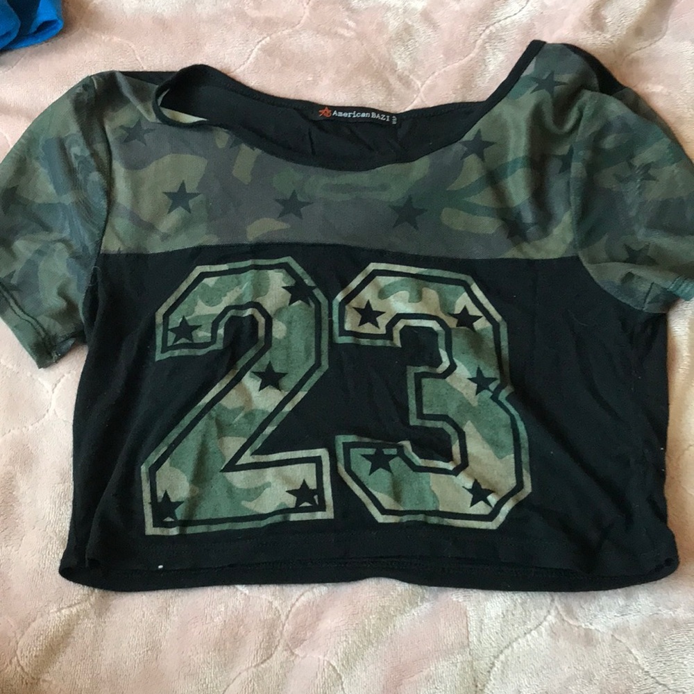 Crop top